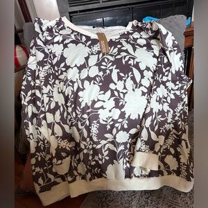 NWT Bloomchic long sleeve brown and white floral pullover